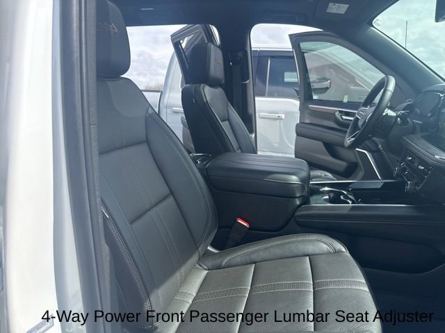 Used 2025 Chevrolet Suburban High Country image 28