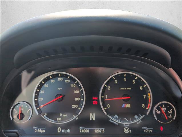 Used 2015 BMW M5 RWD image 11