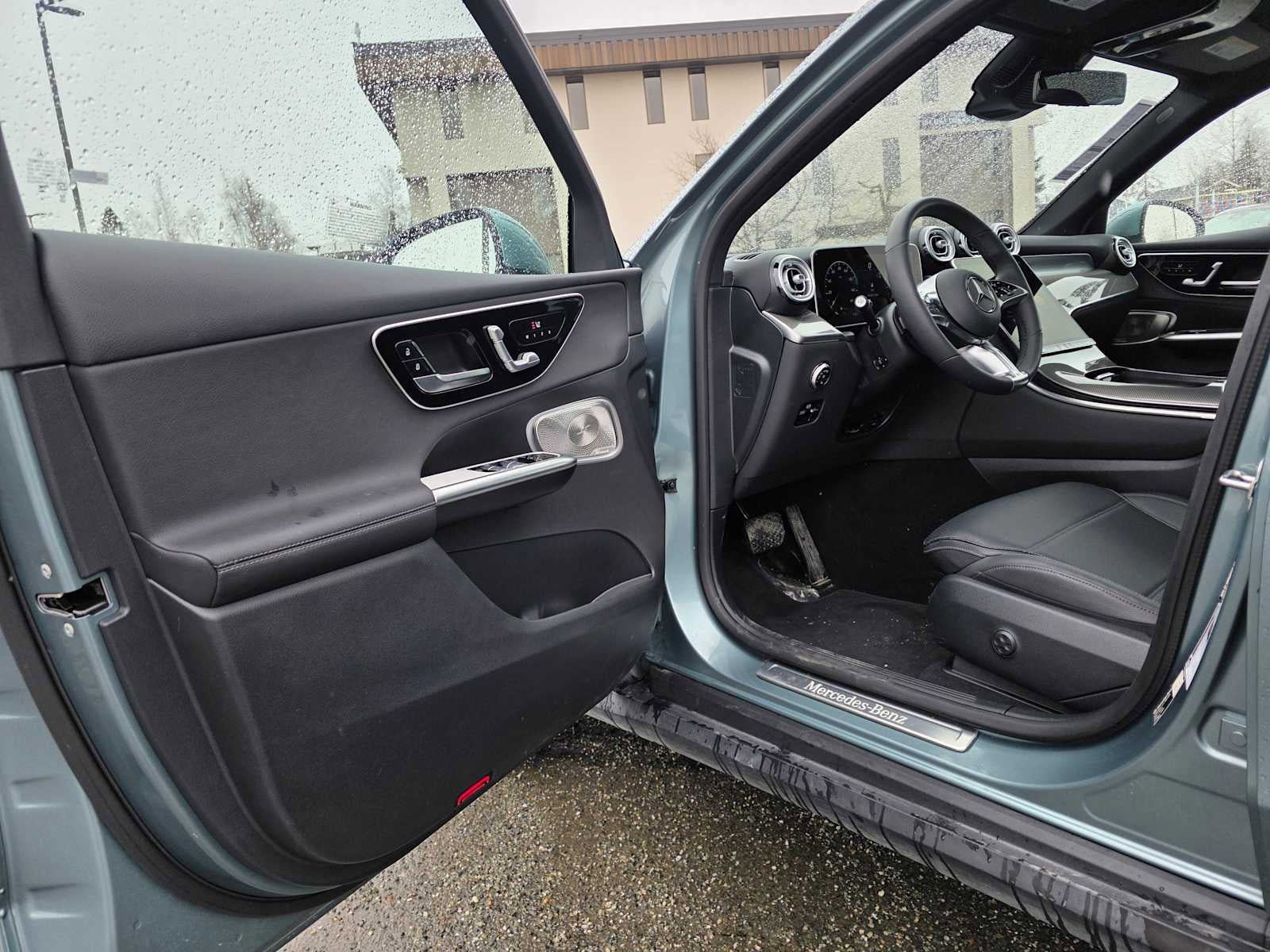Used 2026 Mercedes-Benz GLC 300 4MATIC image 19