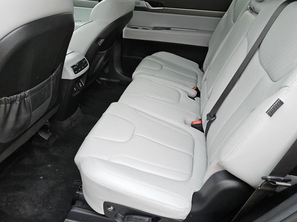 Used 2024 Hyundai Palisade SEL AWD/4WD image 13