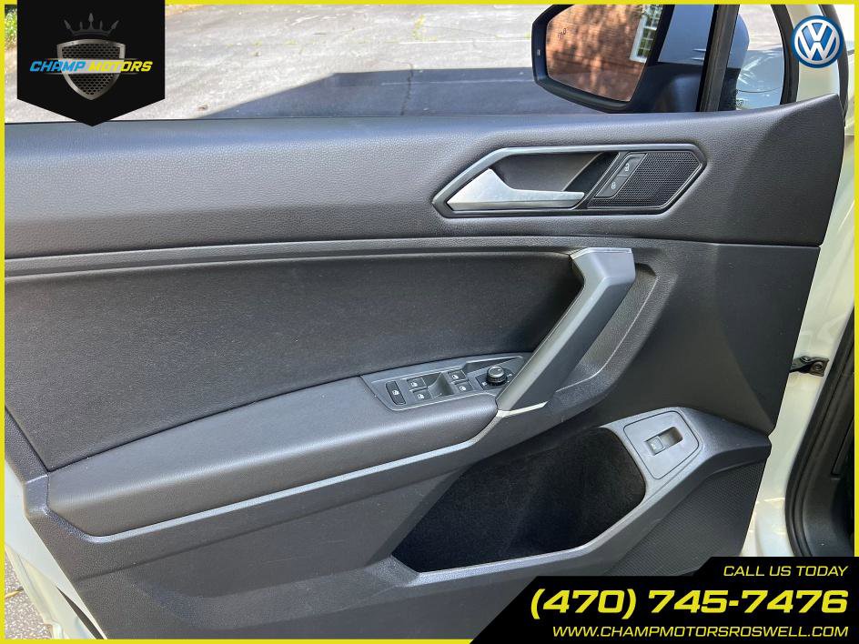Used 2018 Volkswagen Tiguan SEL image 19