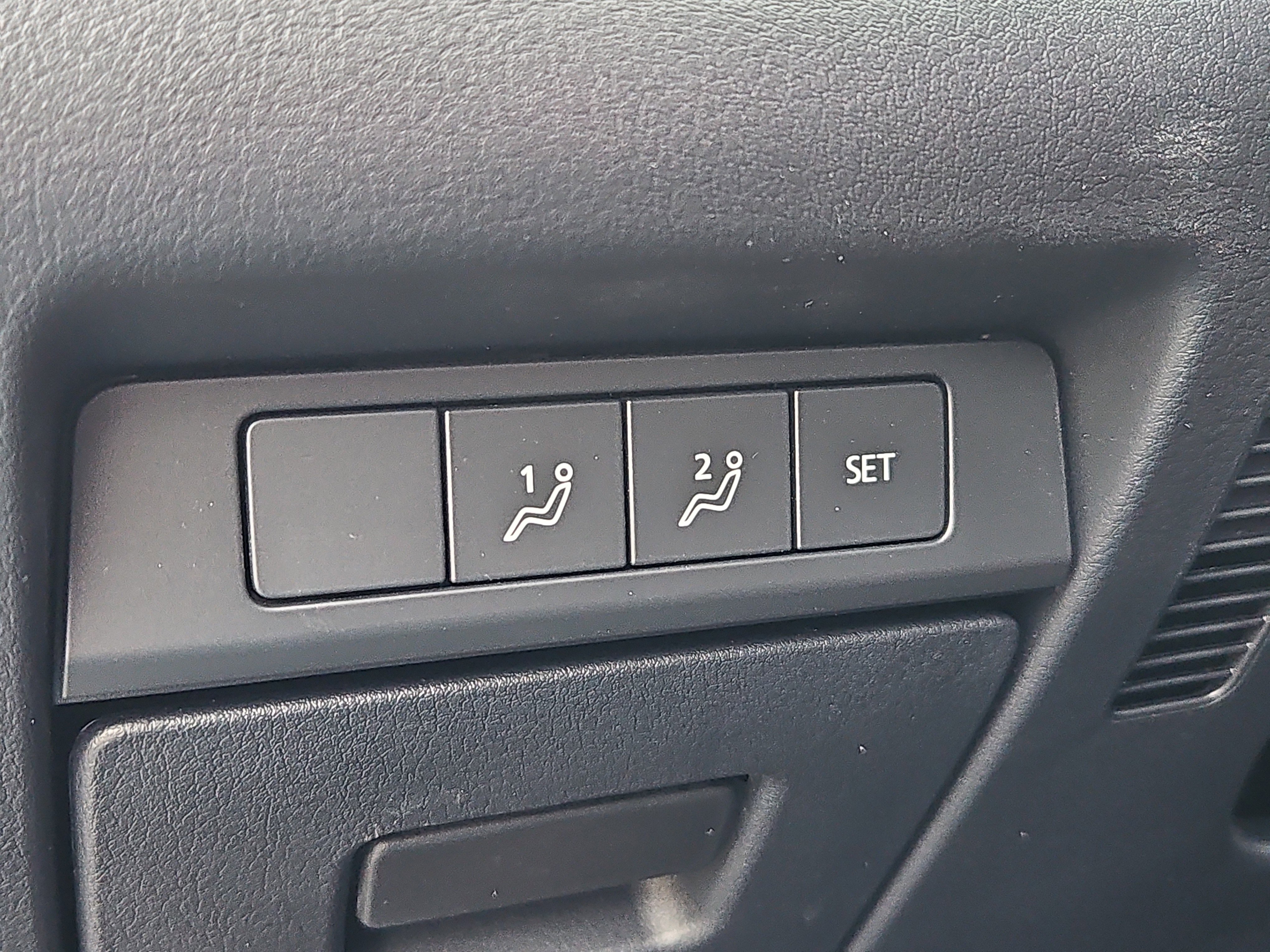 Certified 2025 MAZDA CX-30 AWD 2.5 S w/ Preferred Package image 11