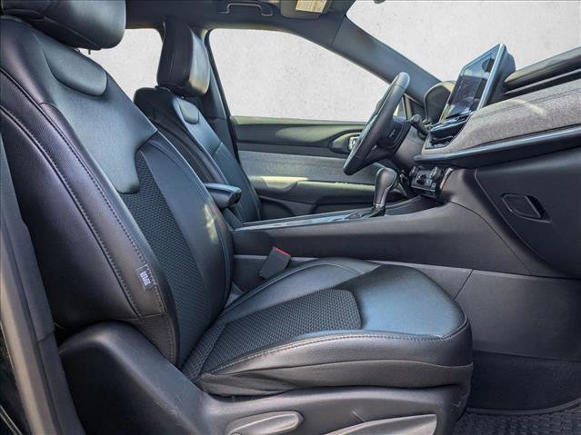 Used 2025 Jeep Compass Latitude w/ Sun & Sound Group image 20