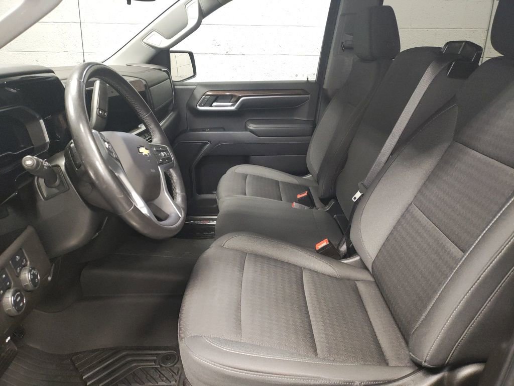 Used 2022 Chevrolet Silverado 1500 LT image 22