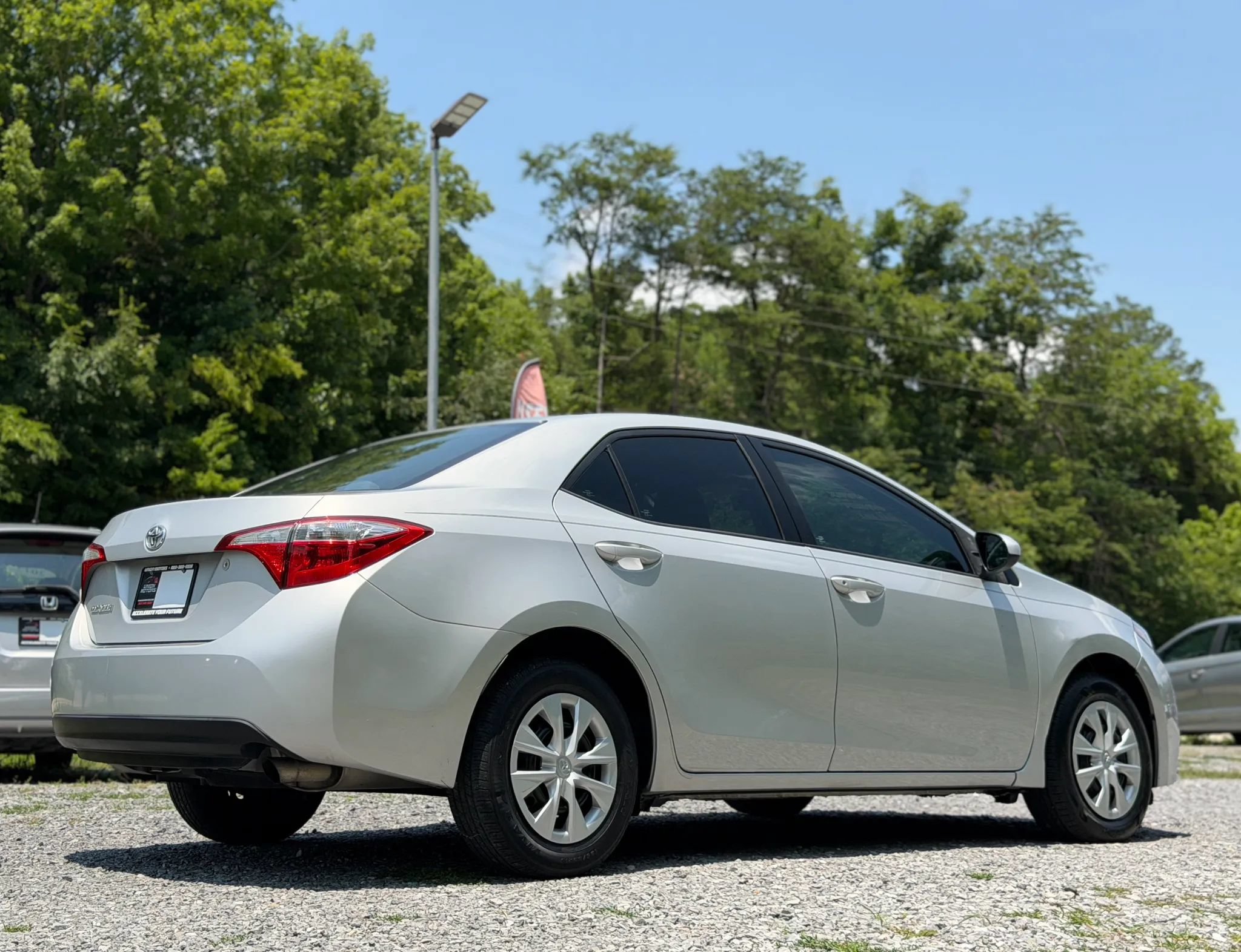 Used 2016 Toyota Corolla L FWD image 4