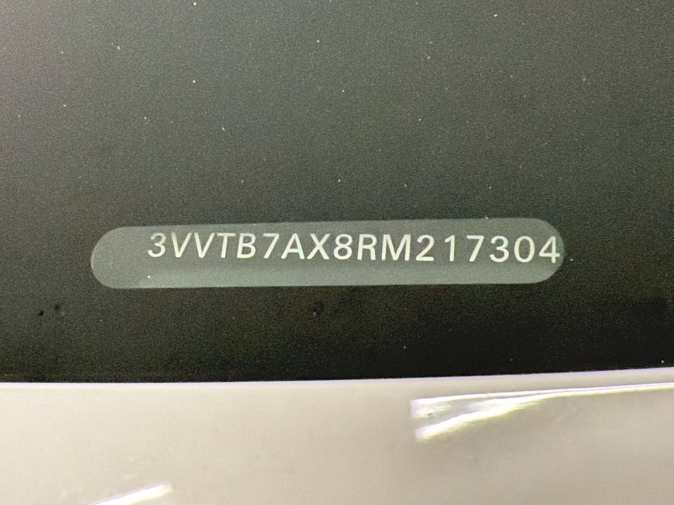 Used 2024 Volkswagen Tiguan Wolfsburg Edition image 18