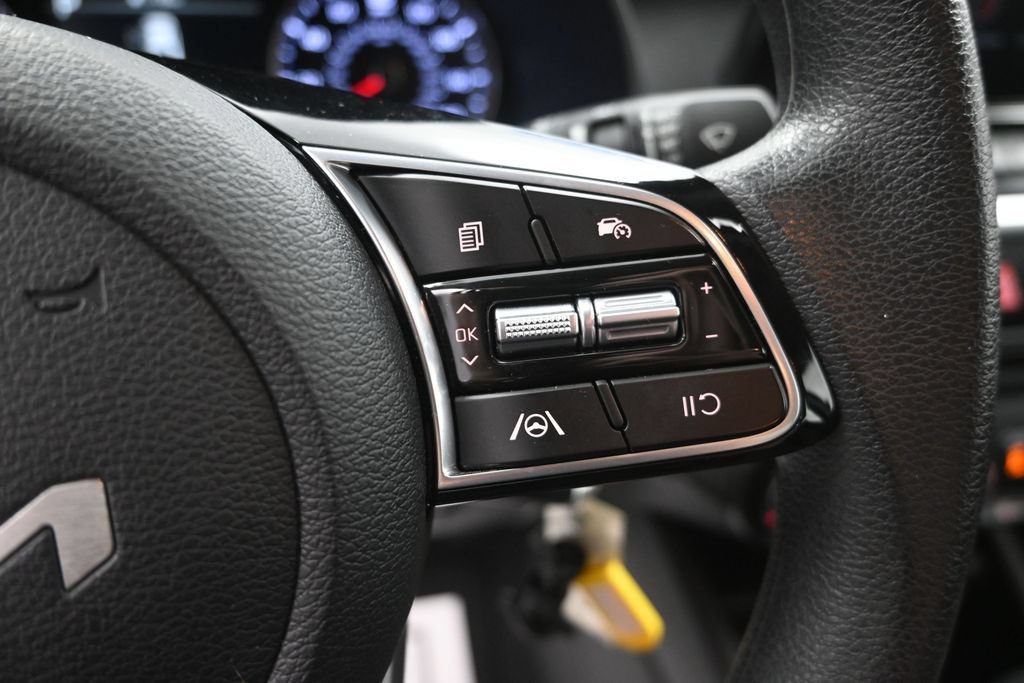 Certified 2024 Kia Forte LXS FWD image 23