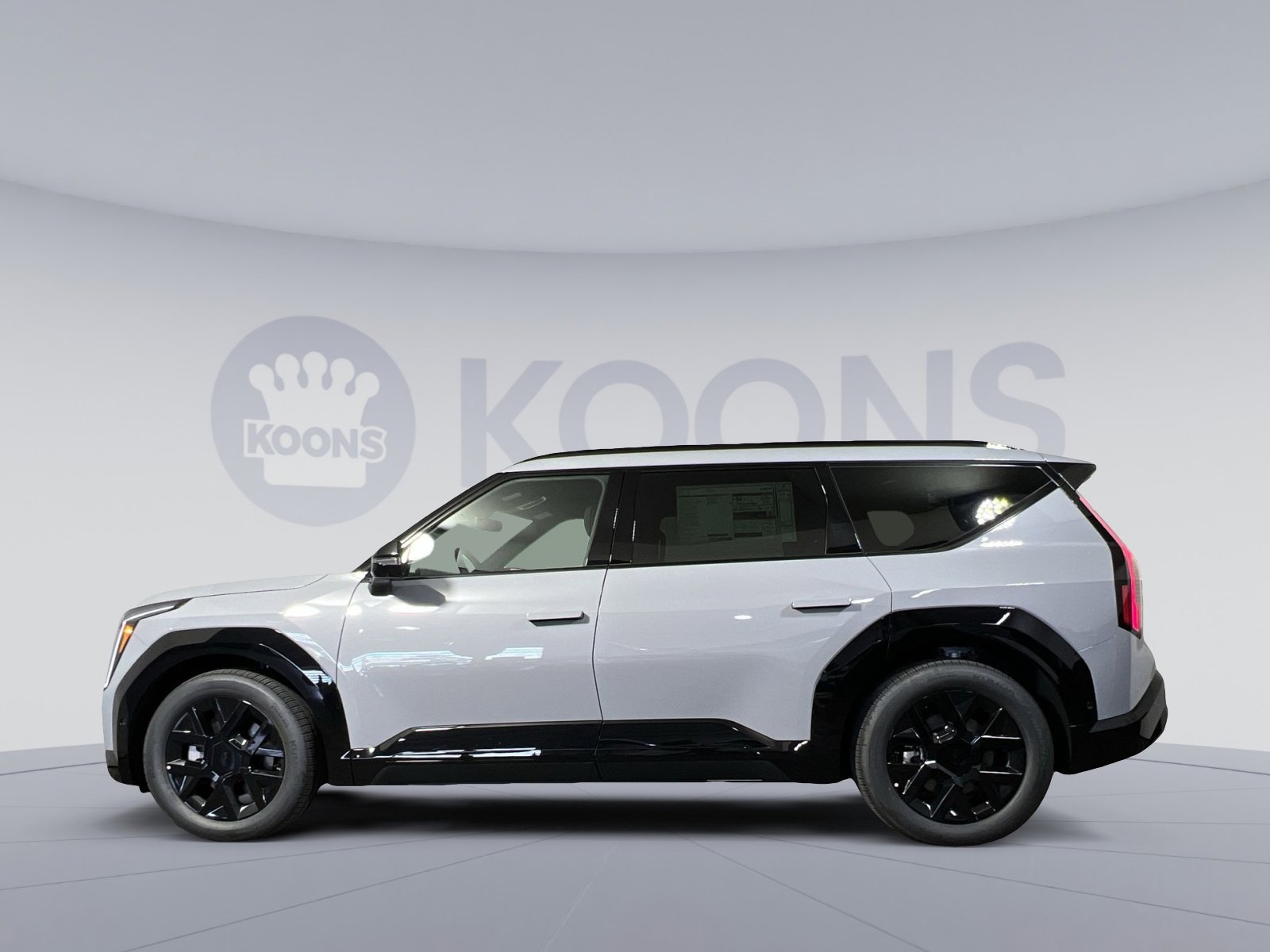 New 2026 Kia EV9 Land w/ Nightfall Edition Package image 2