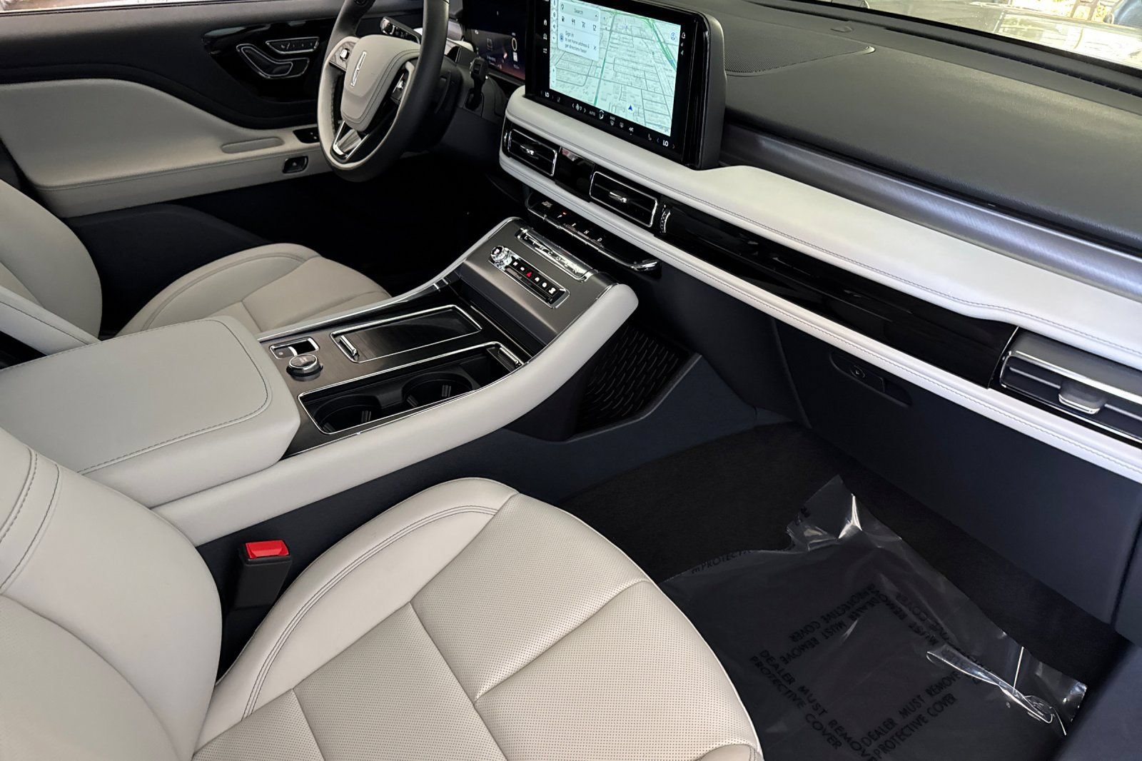 New 2026 Lincoln Aviator AWD image 12