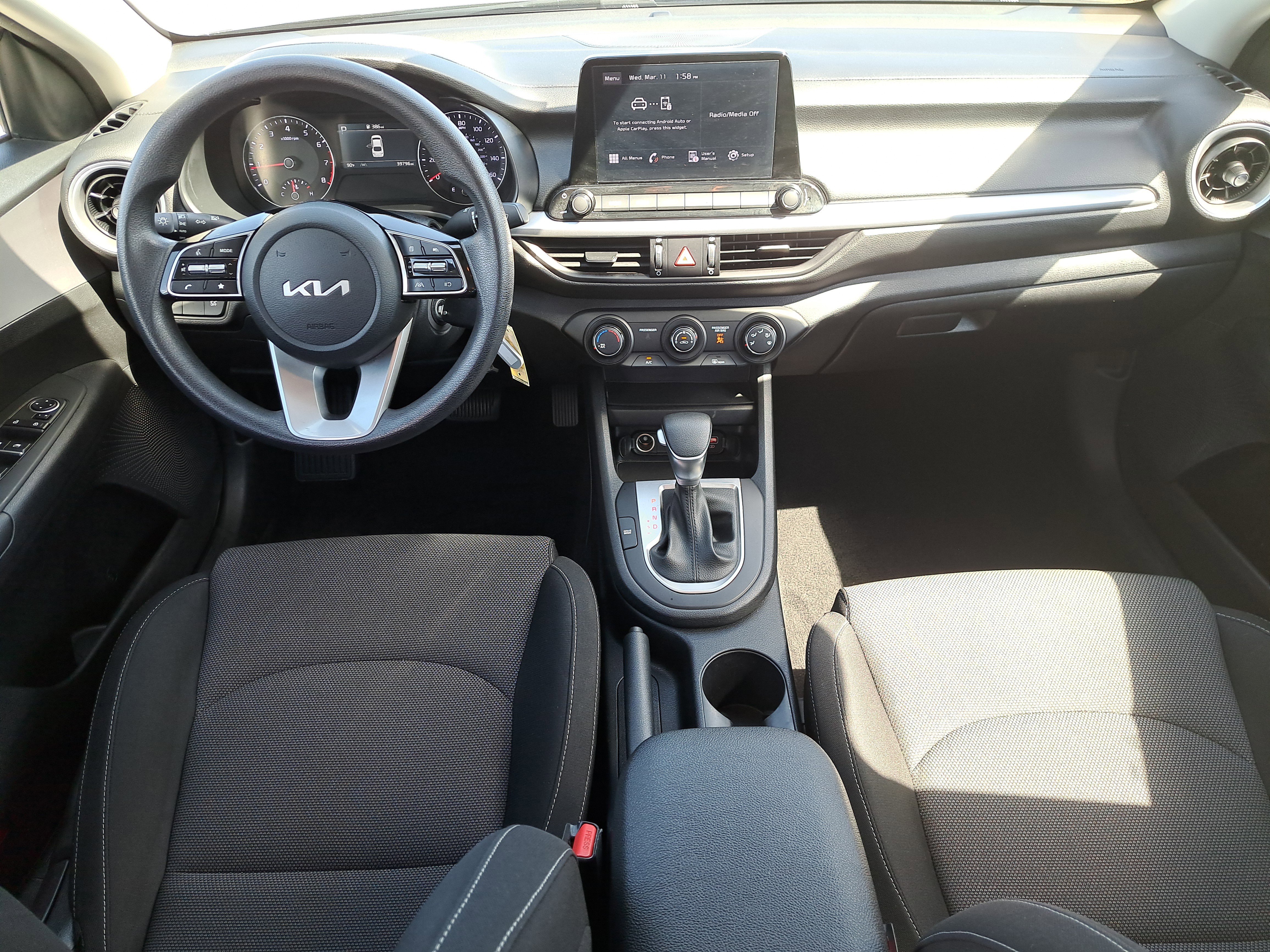 Used 2024 Kia Forte LXS image 17