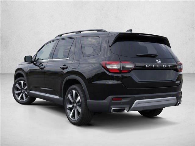 Certified 2024 Honda Pilot Touring image 5