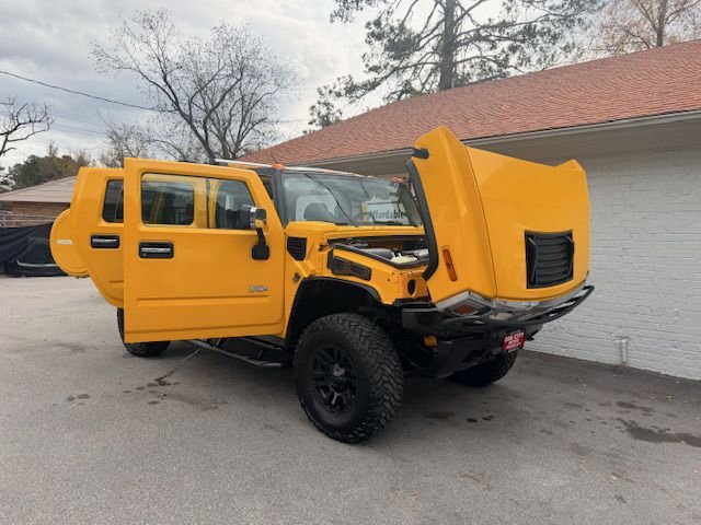 Used 2003 HUMMER H2 w/ Preferred Equipment Group image 8