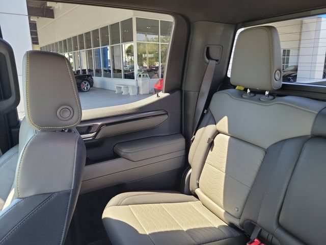 Certified 2022 Chevrolet Silverado 1500 ZR2 w/ Technology Package AWD/4WD image 16
