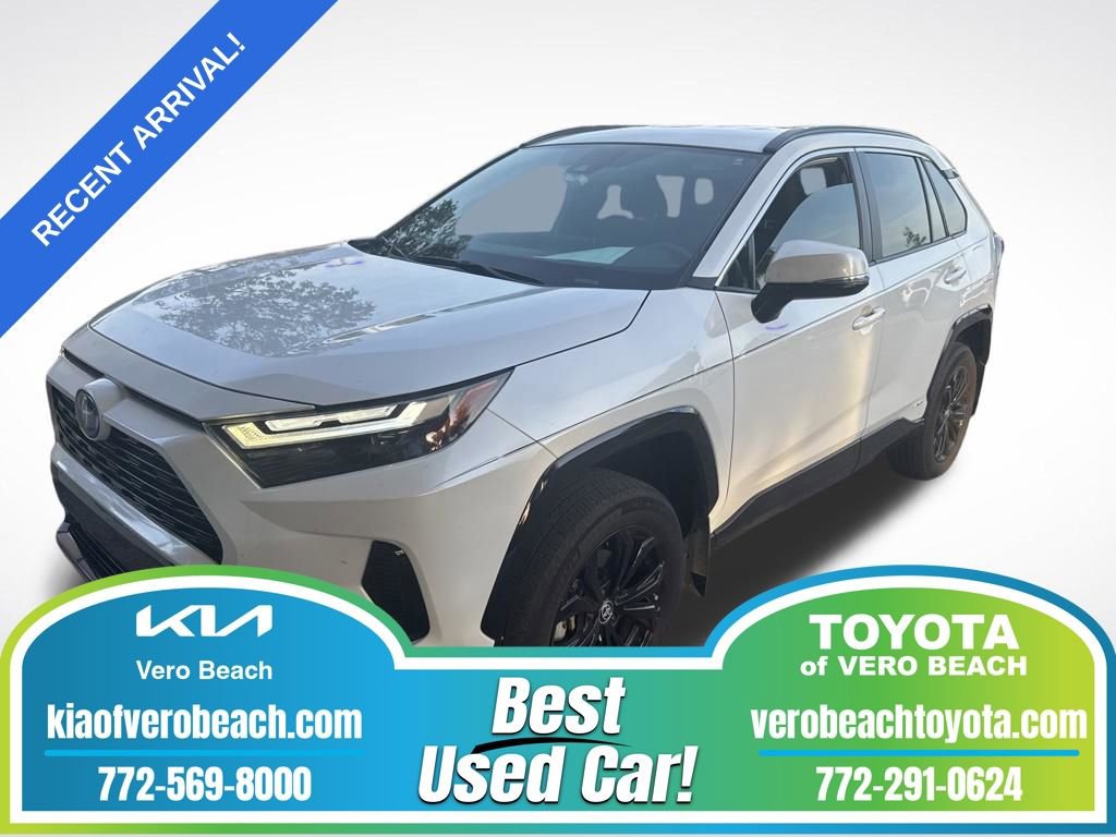 Used 2024 Toyota RAV4 SE AWD/4WD image 1