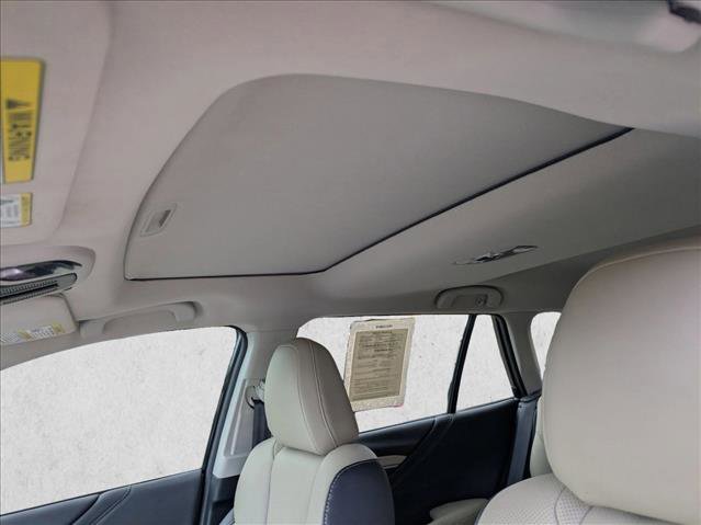 Used 2022 Subaru Outback Limited image 21