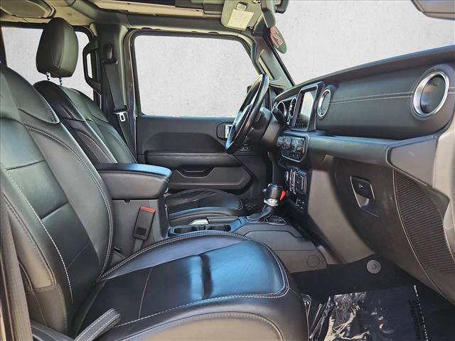 Used 2021 Jeep Wrangler Unlimited Sahara w/ Cold Weather Group AWD/4WD image 20