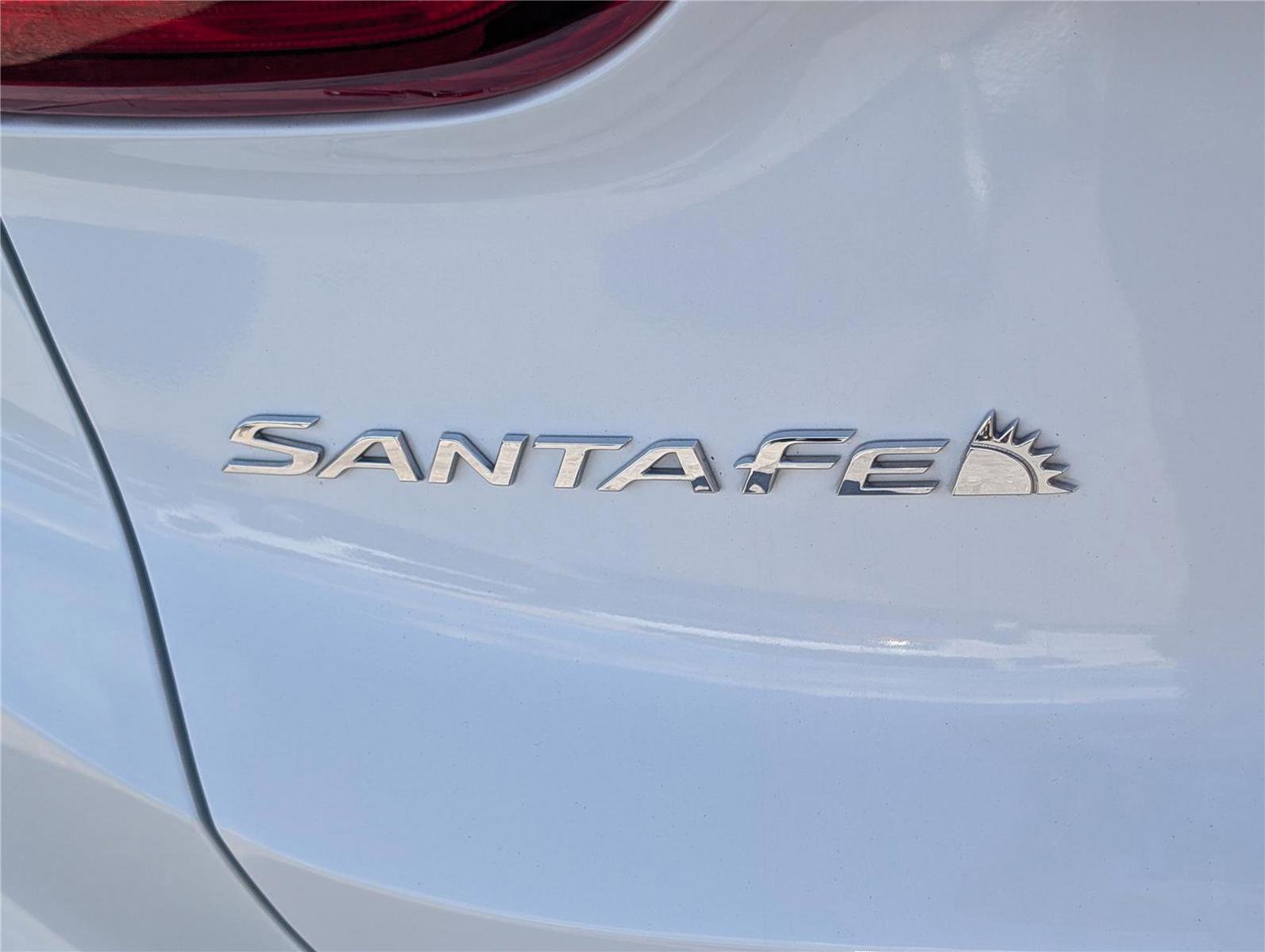Used 2020 Hyundai Santa Fe SEL image 9