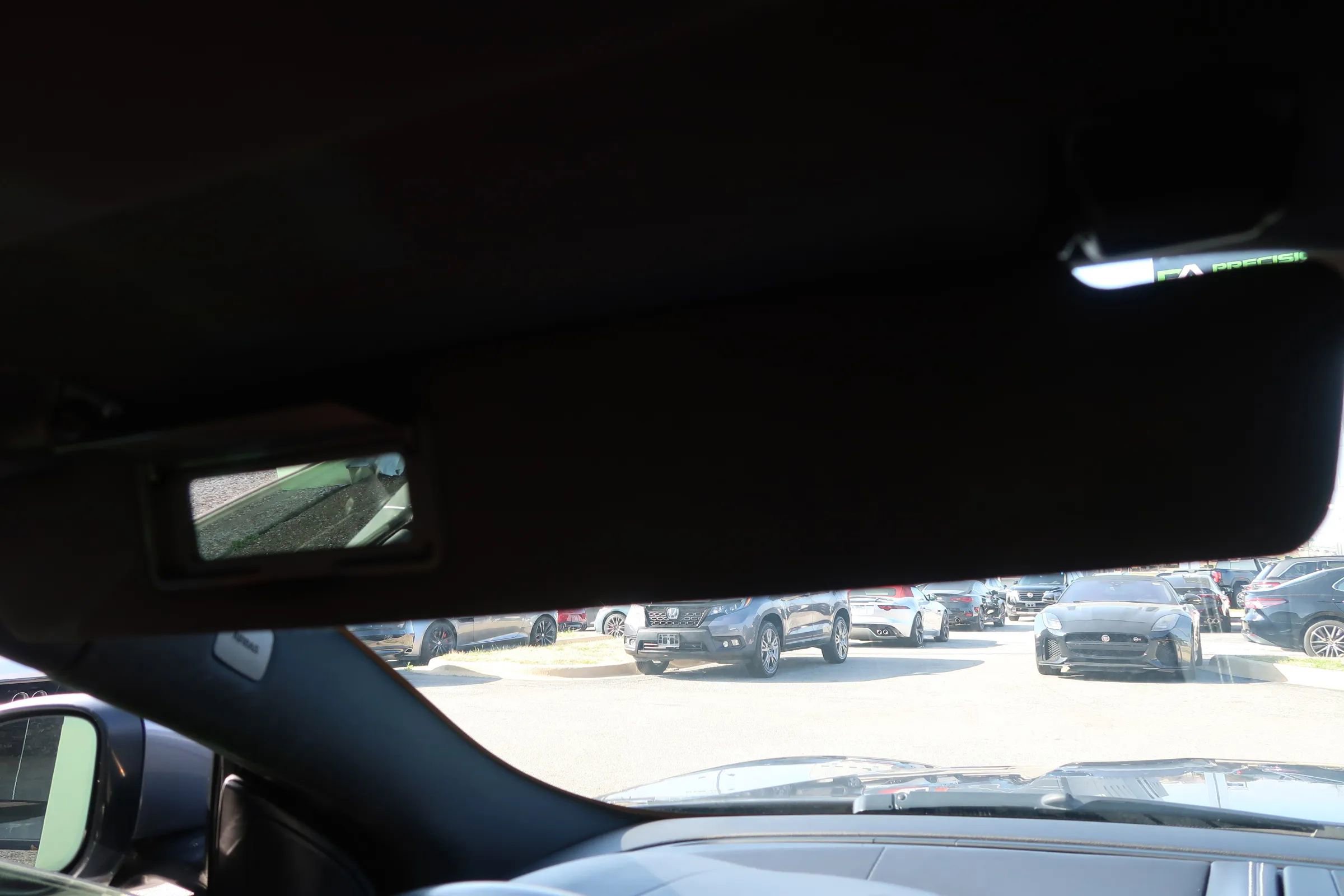 Used 2016 Jaguar F-TYPE R image 33