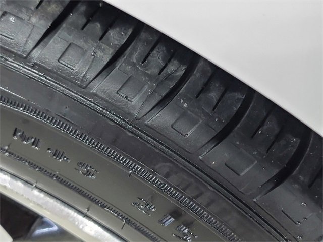 Used 2017 Honda Accord EX-L image 10