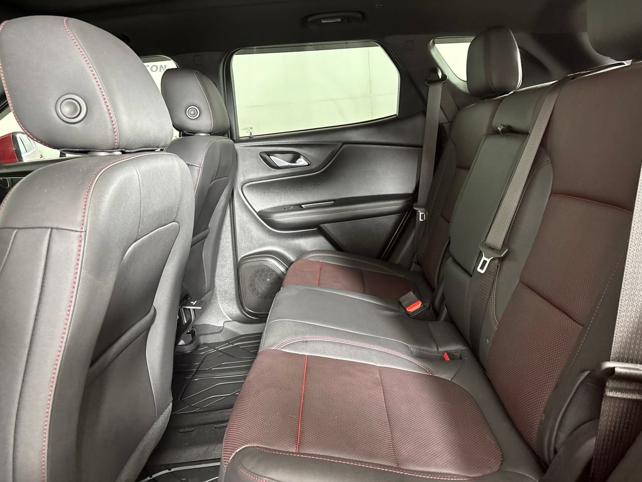 Used 2023 Chevrolet Blazer RS AWD/4WD image 23