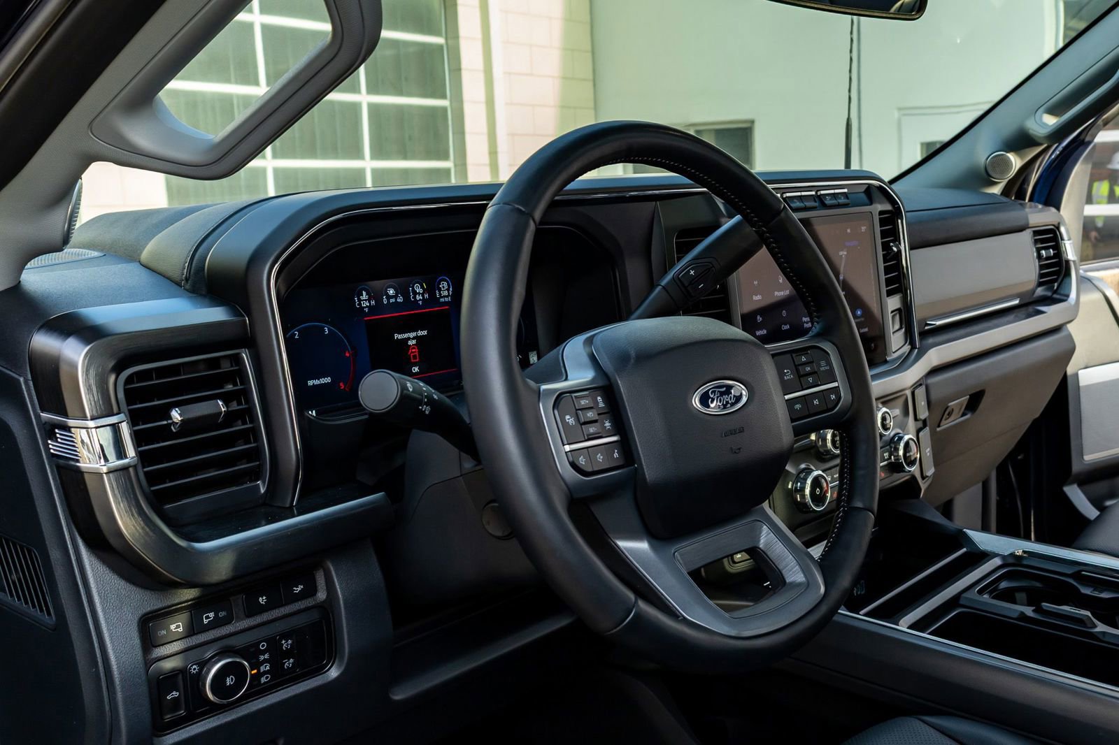 Used 2024 Ford F250 Lariat w/ Lariat Ultimate Package image 17