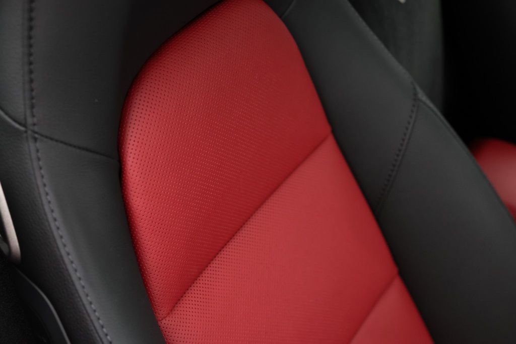 Used 2025 Porsche 718 Cayman image 10