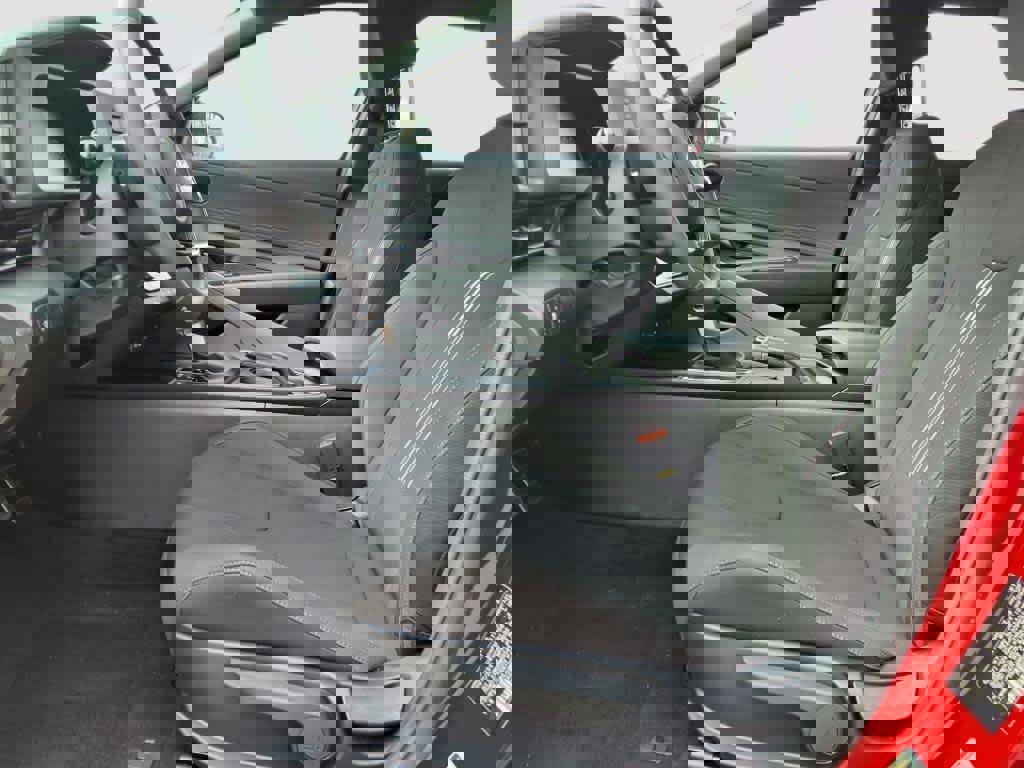 Certified 2025 Hyundai Elantra Sport image 12