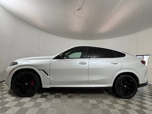 Used 2026 BMW X6 M60i w/ Executive Package AWD/4WD image 4