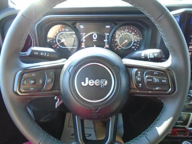Used 2026 Jeep Gladiator Mojave AWD/4WD image 8