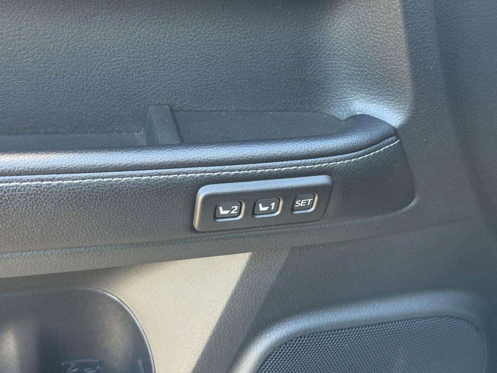 Certified 2019 Toyota 4Runner Limited AWD/4WD image 19