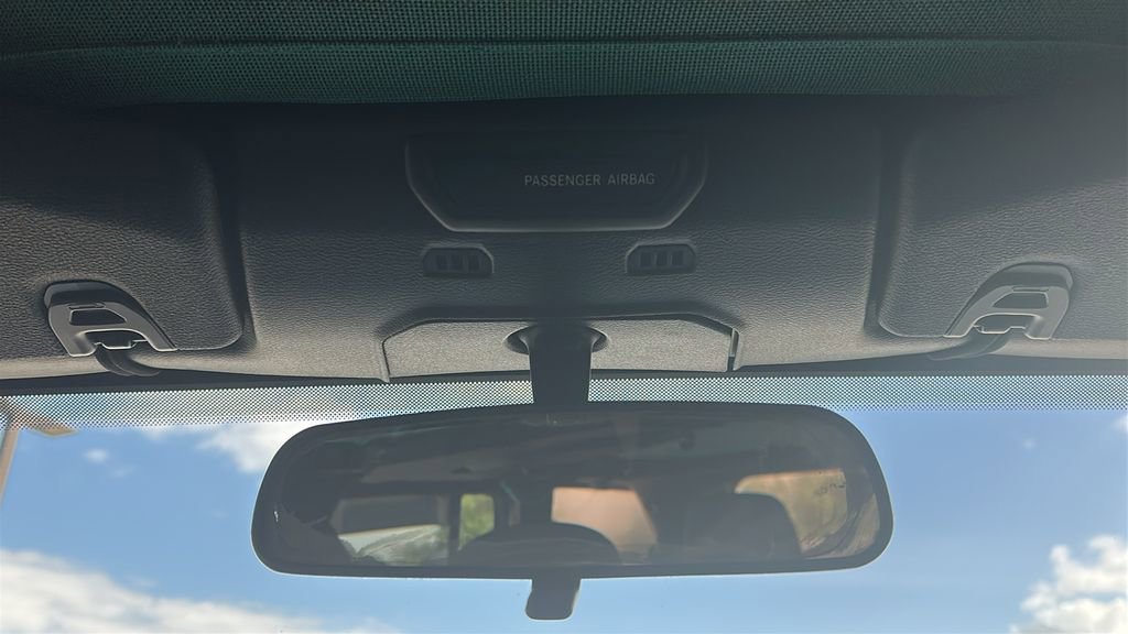 Used 2018 Jeep Wrangler Unlimited Sport image 28