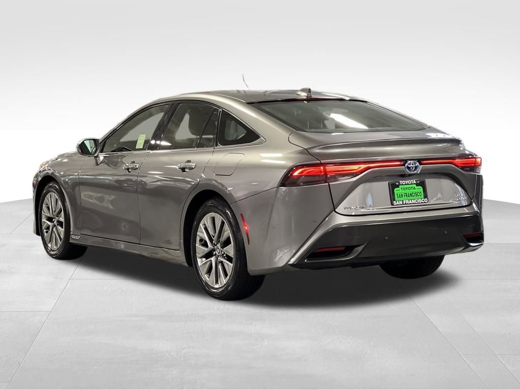 Certified 2022 Toyota Mirai XLE image 3