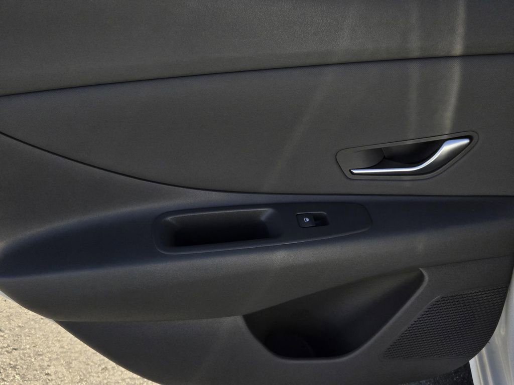 Used 2025 Hyundai Elantra SEL image 10