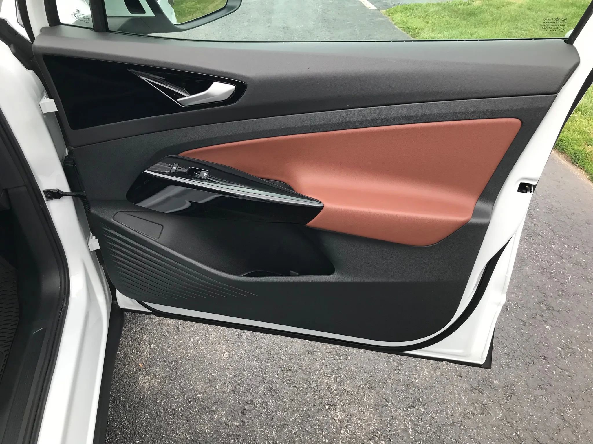 Used 2022 Volkswagen ID.4 Pro S w/ Gradient Package image 94