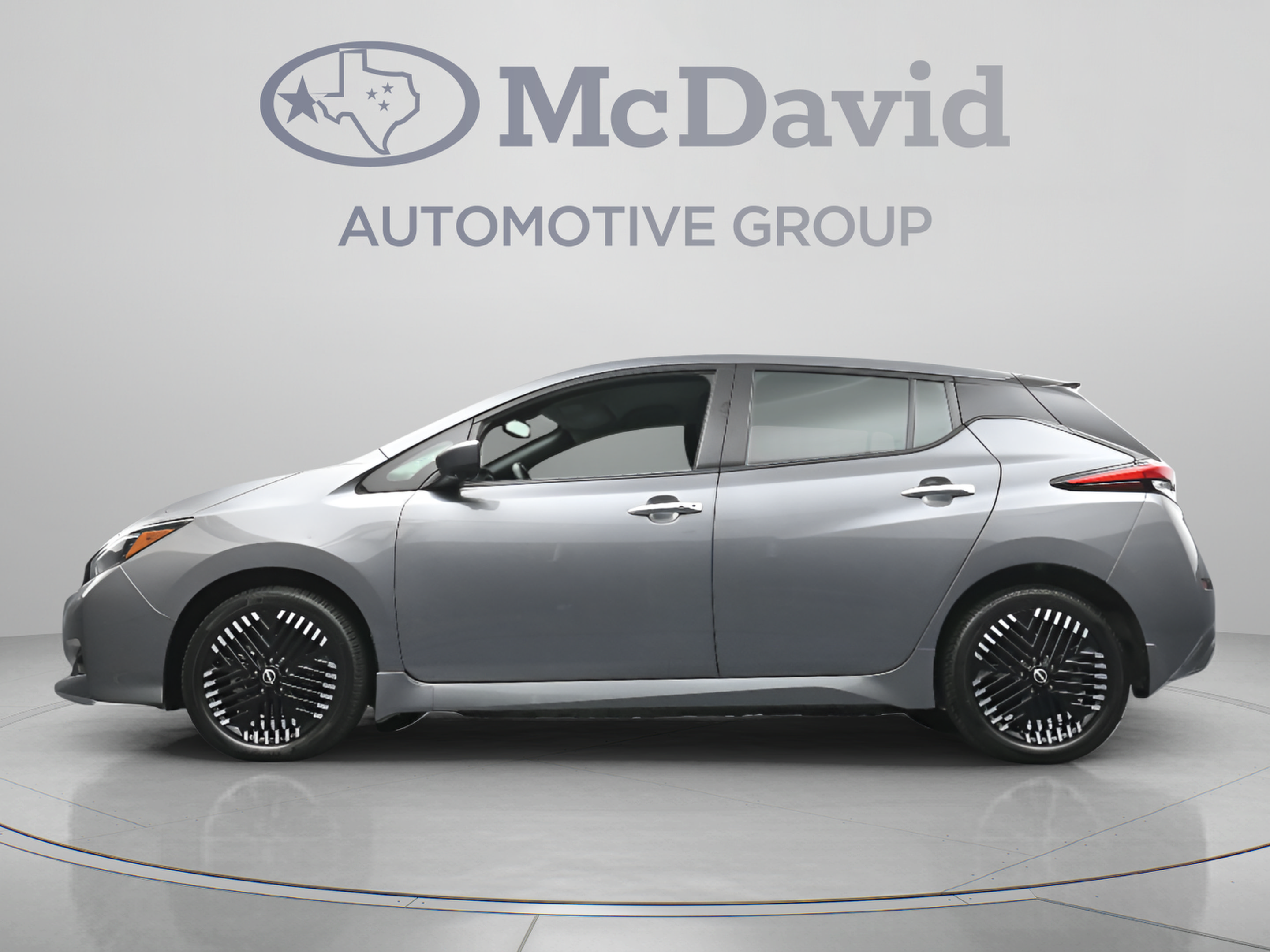 Used 2025 Nissan Leaf SV Plus FWD image 27
