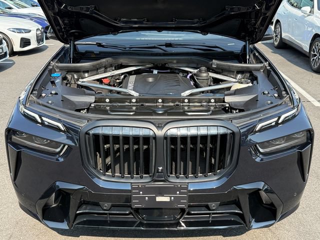 Certified 2024 BMW X7 xDrive40i w/ M Sport Package AWD/4WD image 27