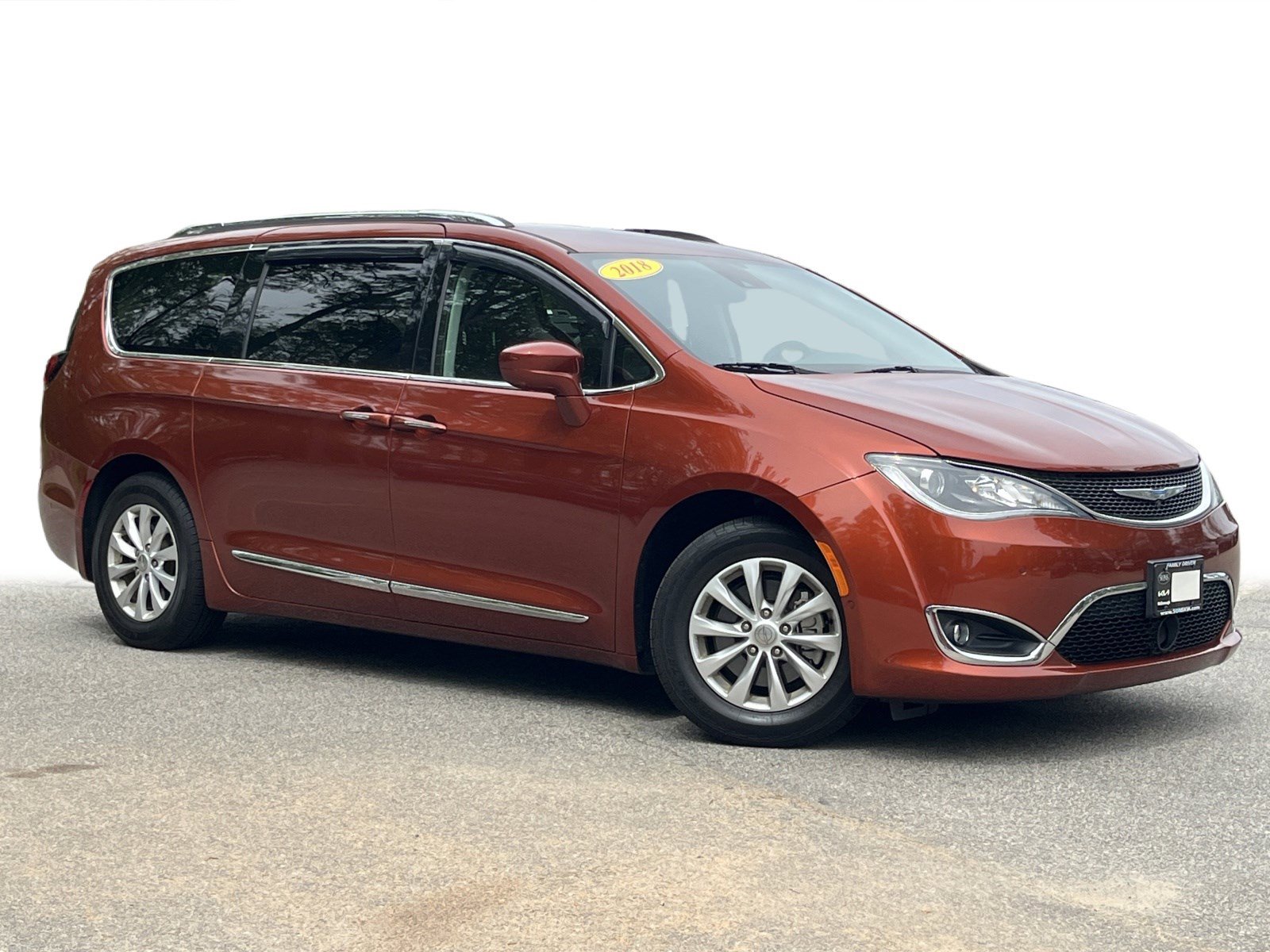 Used 2018 Chrysler Pacifica Touring-L w/ Advanced Safetytec Group video 2