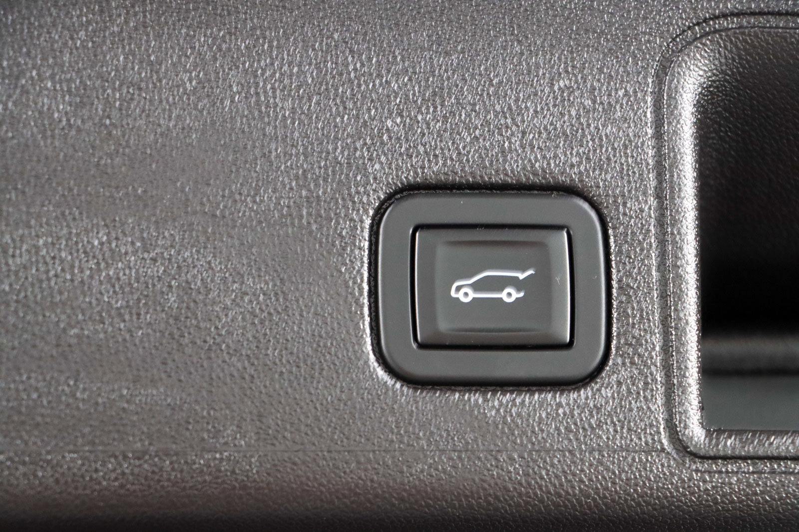 Used 2024 GMC Terrain SLT AWD/4WD image 29