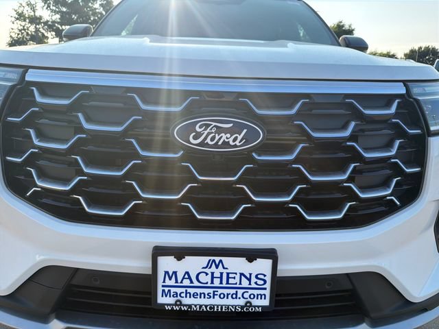 New 2027 Ford Explorer Platinum w/ LUX Leather Package AWD/4WD image 13