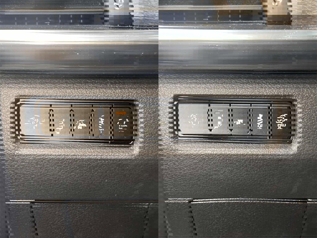 Used 2022 Kia Telluride EX w/ EX Premium Package image 22