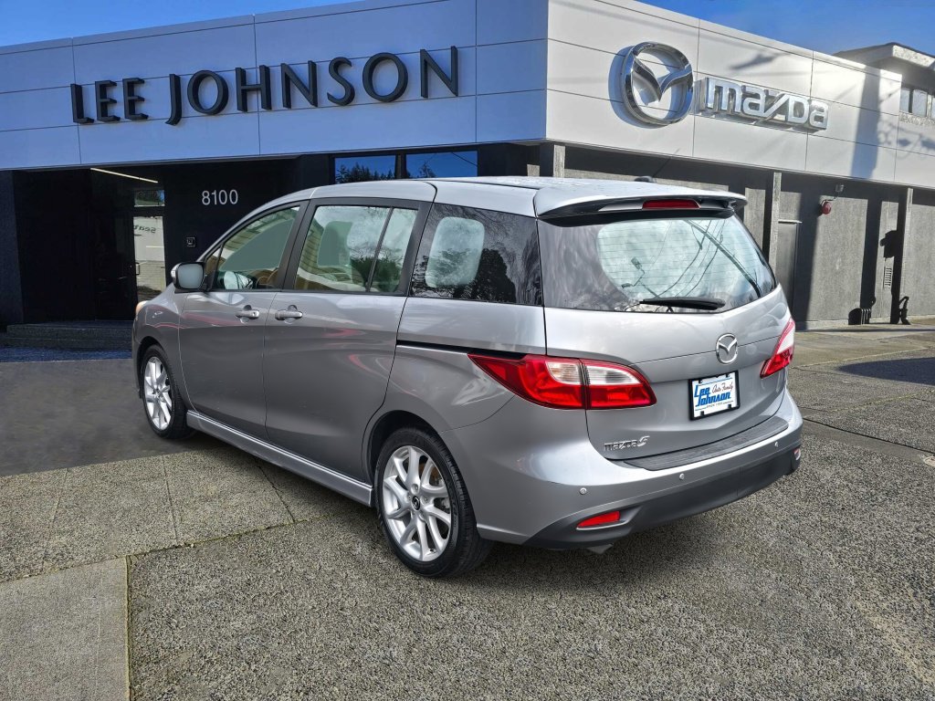 Used 2013 MAZDA MAZDA5 Touring w/ Moonroof & Audio Pkg image 5