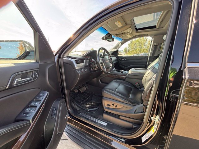 Used 2020 Chevrolet Suburban LT AWD/4WD image 10