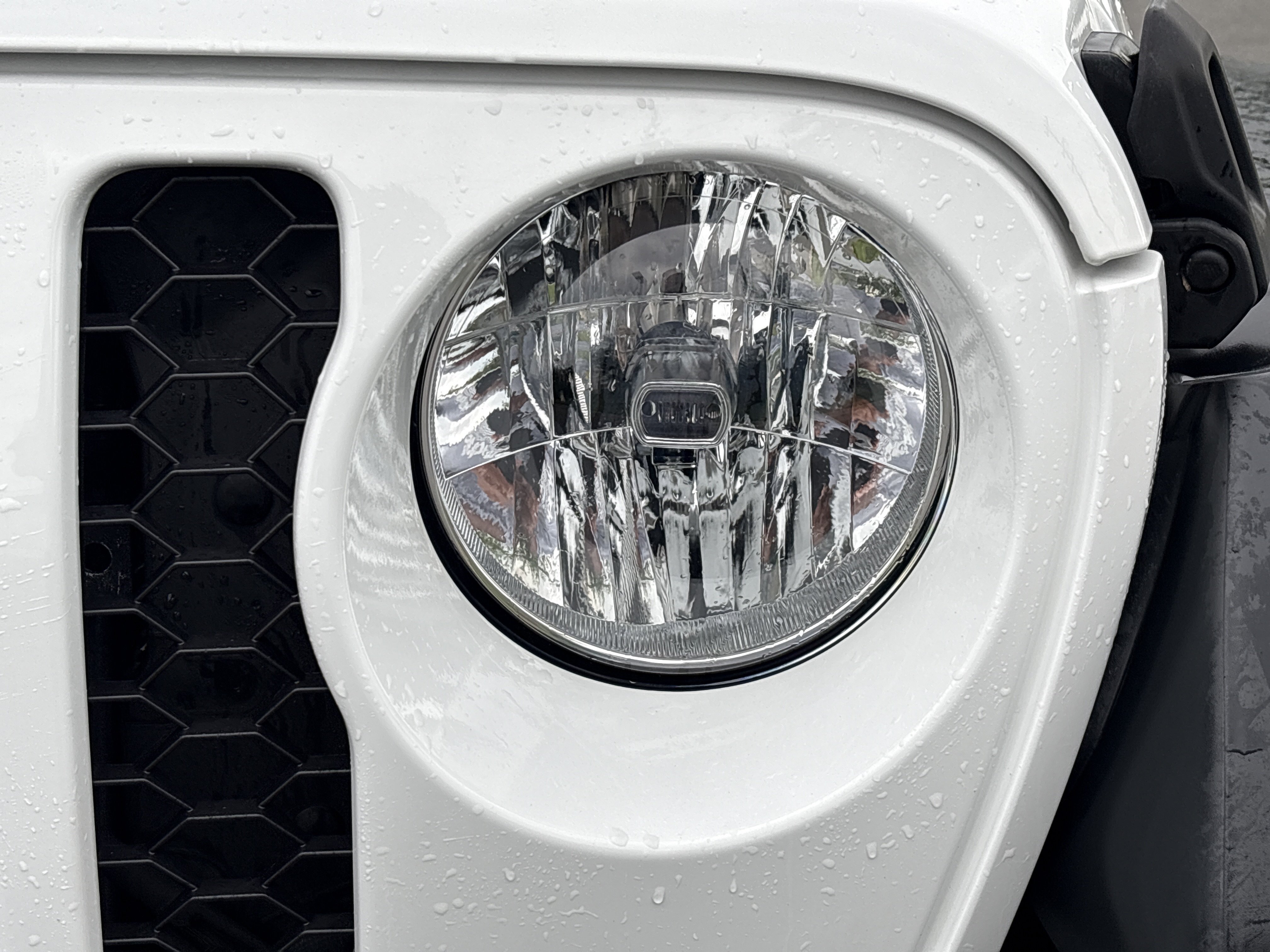 Used 2024 Jeep Wrangler Sport AWD/4WD image 11