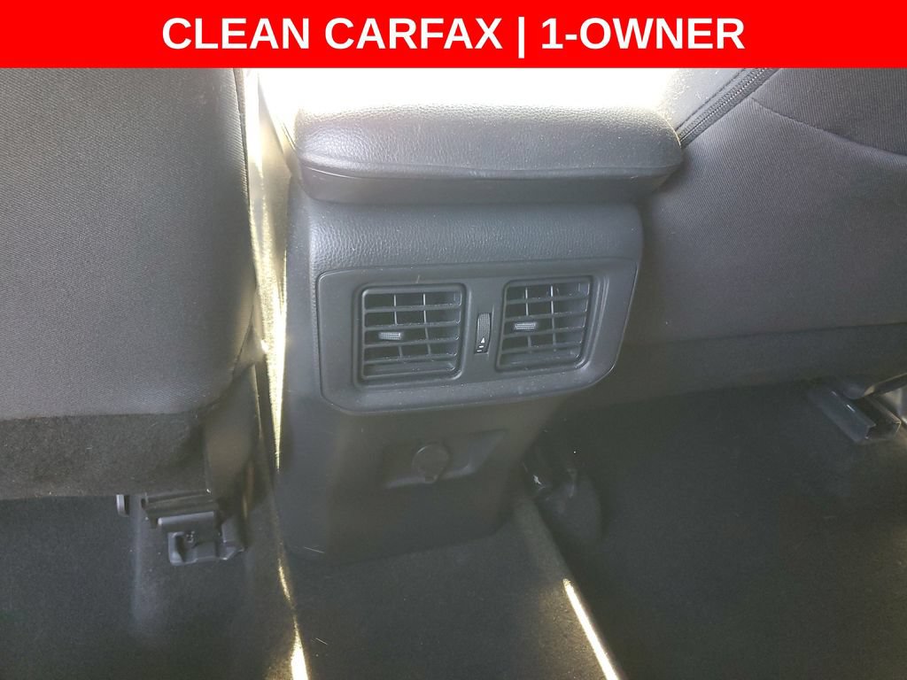 Used 2022 Toyota RAV4 LE FWD image 15