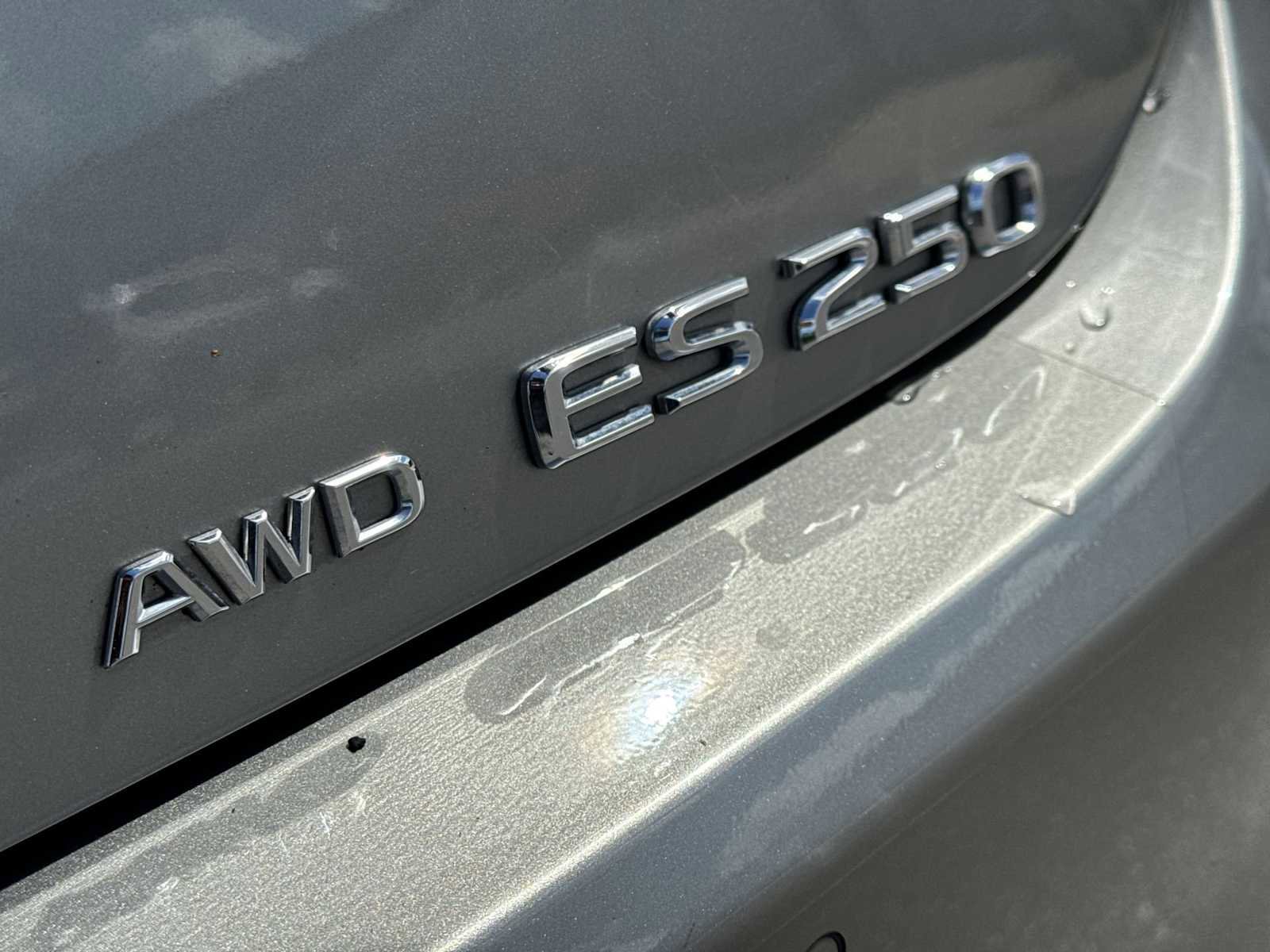 Used 2021 Lexus ES 250 w/ Premium Package image 11