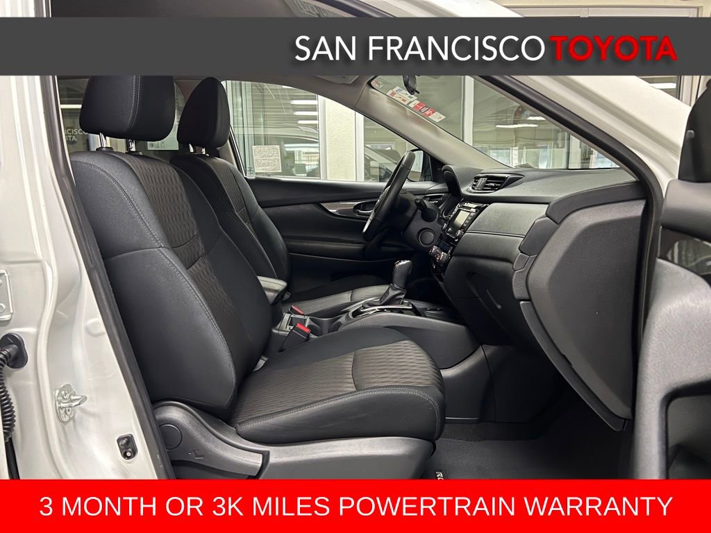 Used 2019 Nissan Rogue SV w/ Premium Package image 20