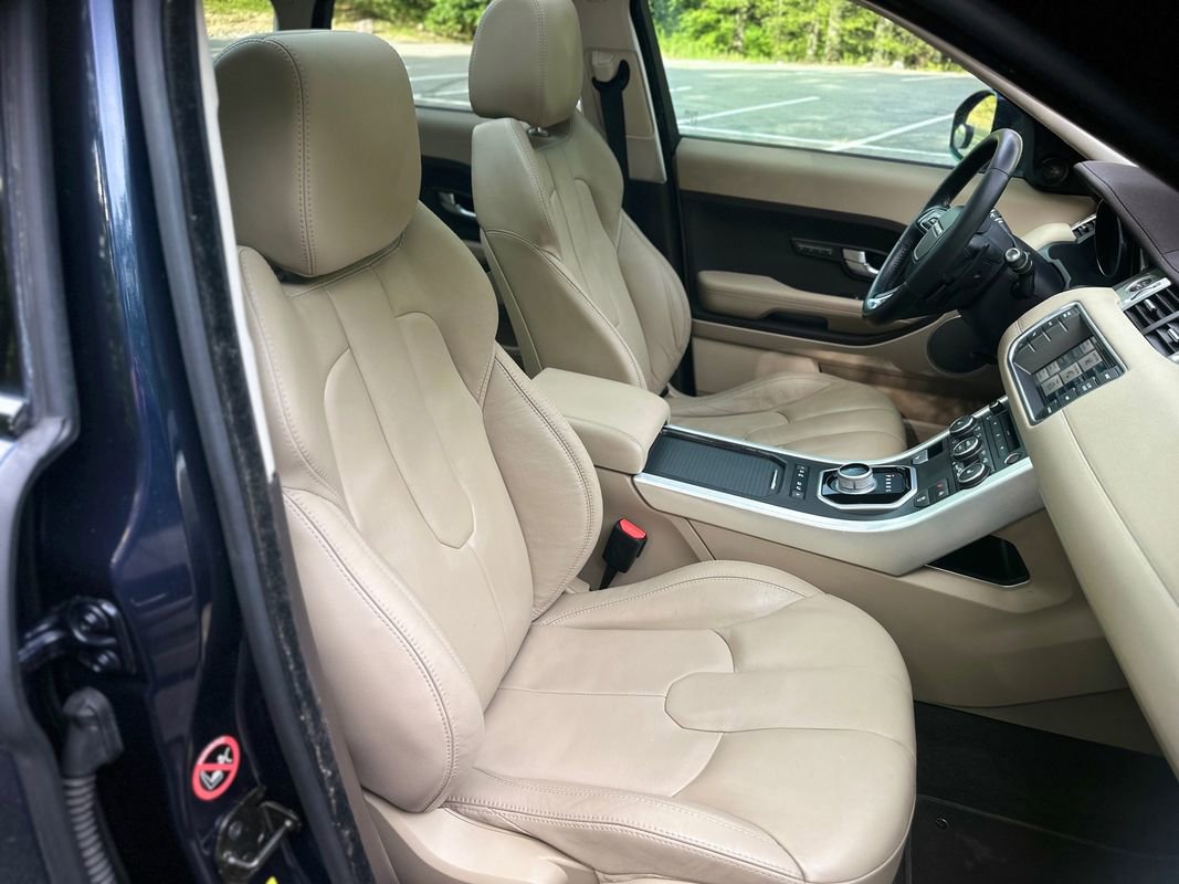 Used 2015 Land Rover Range Rover Evoque Pure Plus image 22
