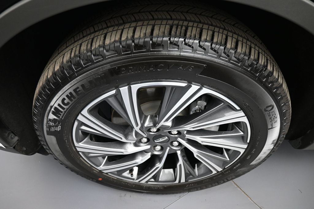 Used 2026 Lincoln Aviator AWD image 14