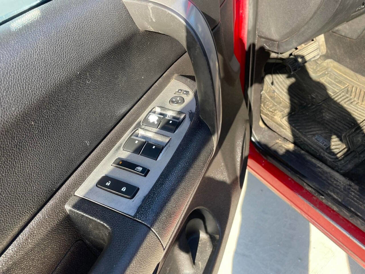 Used 2007 Chevrolet Silverado 2500 LT w/ Suspension Package, Off-Road image 11