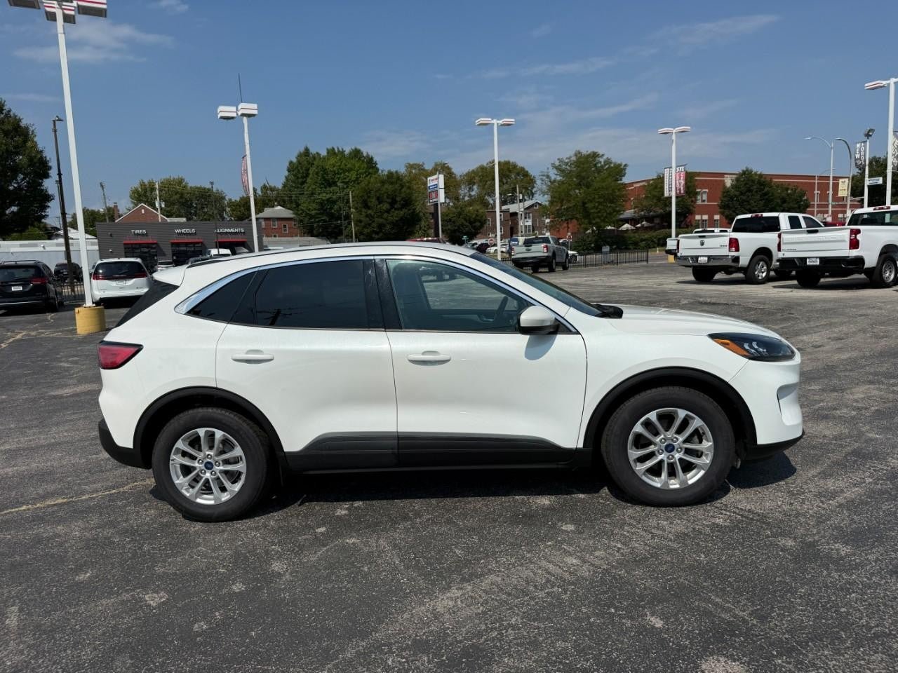Used 2020 Ford Escape SE FWD image 5